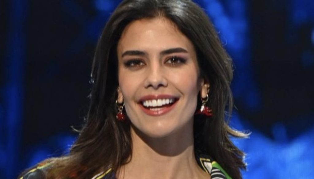 Isabela Valadeiro