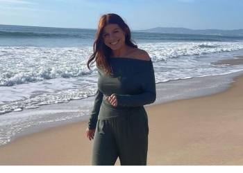 Márcia Soares na praia (Fonte: Instagram Márcia Soares)