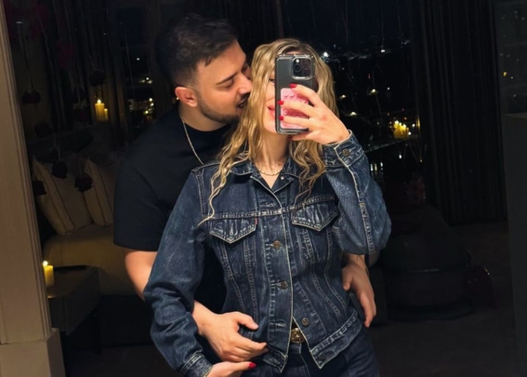 Francisco Monteiro e Bárbara Parada volta e meia dão sinais de vida juntos, e desta vez, foi para celebrar algo, mas atrasados.