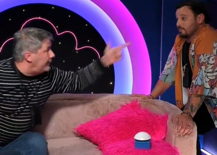 O confronto entre Bruno de Carvalho e Miguel Vicente no Confessionário