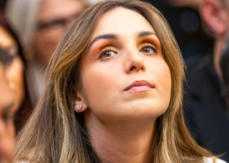 Rebeca Caldeira